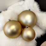 Bombka duża złota matowa nietłukąca mix rozmiar