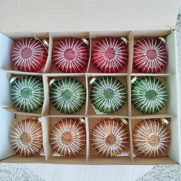 Bombka okrągła zdobiona złotym paskiem mix kolorów 10cm