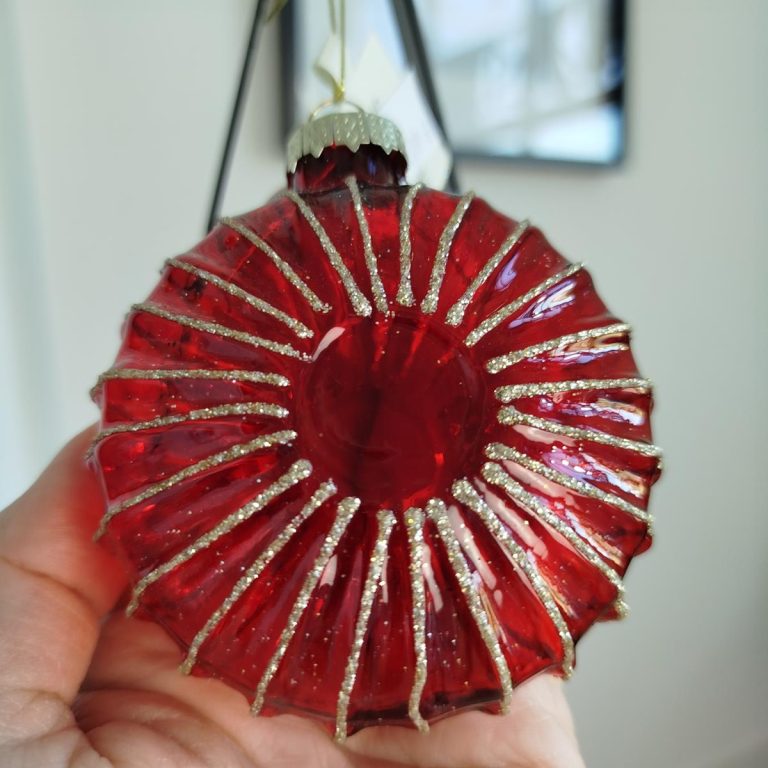 Bombka okrągła zdobiona złotym paskiem mix kolorów 10cm