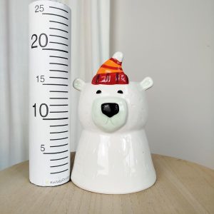 Osłonka ceramiczna na doniczkę Miś polarny z czapką