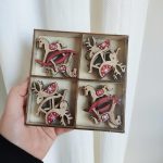 Ozdoby z drewna 24szt