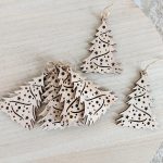 Choinka drewniana zawieszka 8szt