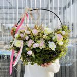 Wianek wiosenny ze sztucznych kwiatów - 33cm - ręcznie robiony