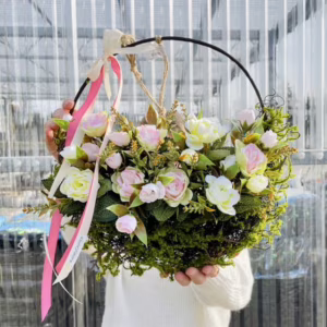 Wianek wiosenny ze sztucznych kwiatów - 33cm - ręcznie robiony