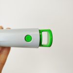 Łopatka ogrodnicza do sadzenia roślin z miarką szara