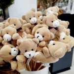 Miś na piku - dodatek do bukietu i dekoracji