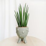 Osłonka ceramiczna na nóżkach Jamie szara