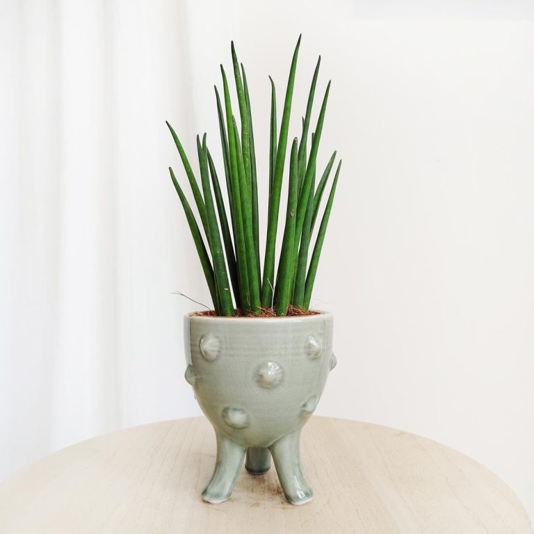 Osłonka ceramiczna na nóżkach Jamie szara