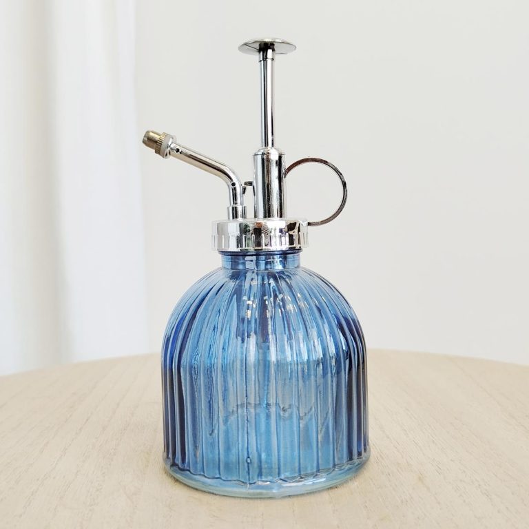 Spryskiwacz szklany niebieski prążkowany 0,2l