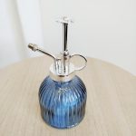 Spryskiwacz szklany niebieski prążkowany 0,2l