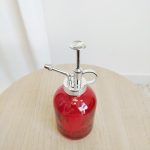 Spryskiwacz szklany czerwony 0,33l