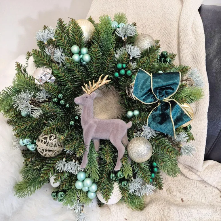 Wianek na drzwi bożonarodzeniowy sztuczny - 50cm - ręcznie robiony