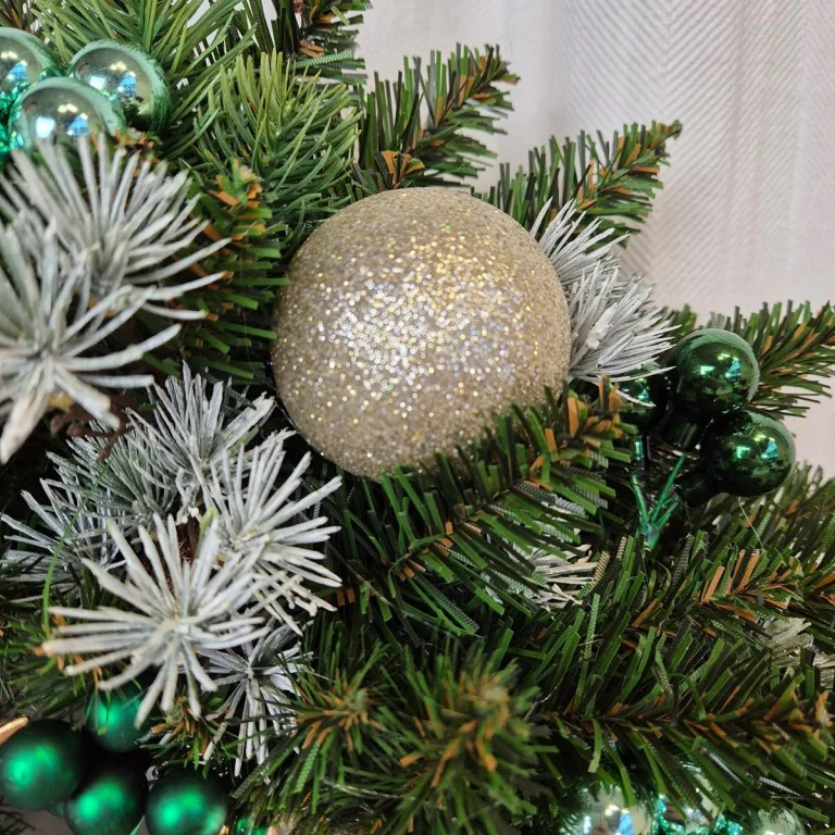 Wianek na drzwi bożonarodzeniowy sztuczny - 50cm - ręcznie robiony