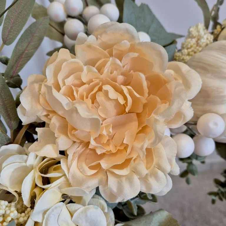 Wianek na drzwi ze sztucznych kwiatów jesienny 55cm