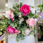 Wianek wiosenny ze sztucznych kwiatów  ręcznie robiony 50cm