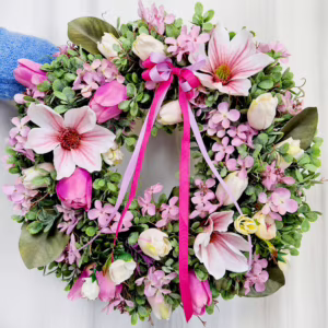 Wianek na drzwi ze sztucznych kwiatów wiosenny ręcznie robiony 45cm