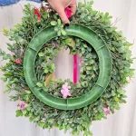 Wianek na drzwi wiosenny różowy ręcznie robiony 45cm