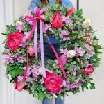 Wianek na drzwi wiosenny różowy ręcznie robiony 45cm