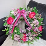 Wianek na drzwi ze sztucznych kwiatów ręcznie robiony 45cm