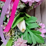 Wianek na drzwi ze sztucznych kwiatów ręcznie robiony 45cm