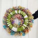 Wianek na drzwi z gipsówki stabilizowanej wiecznie żywy 40cm