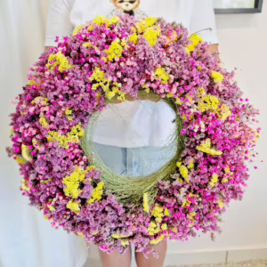 Wianek na drzwi z suszonych kwiatów wiosenny różowy 40cm