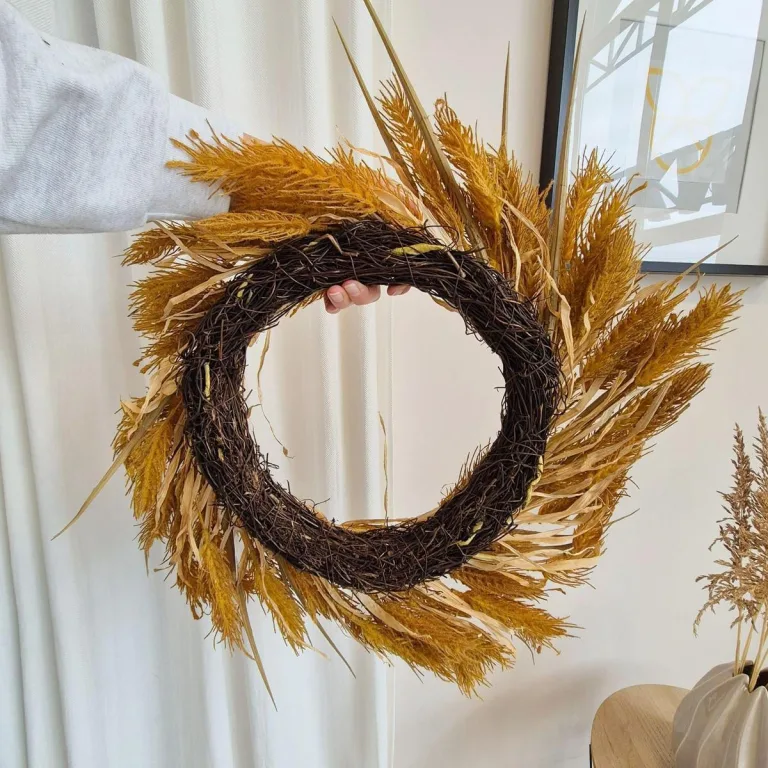 Wianek na drzwi ze sztucznych kłosów jesienny 50cm