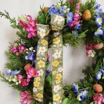 Wianek na drzwi ze sztucznych kwiatów wiosenny kolorowy 50cm