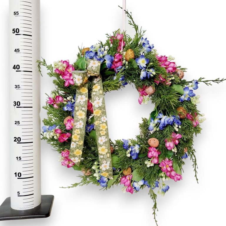 Wianek na drzwi ze sztucznych kwiatów wiosenny kolorowy 50cm