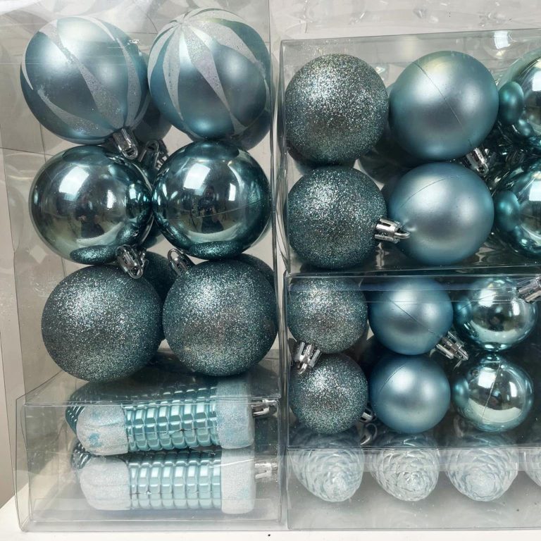 Zestaw dekoracji choinkowych Bombki Bańki niebieskie 77szt