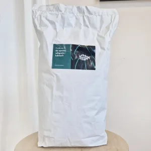 Ziemia do Skrzydłokwiatów, Bluszczy, Paproci i Pachir