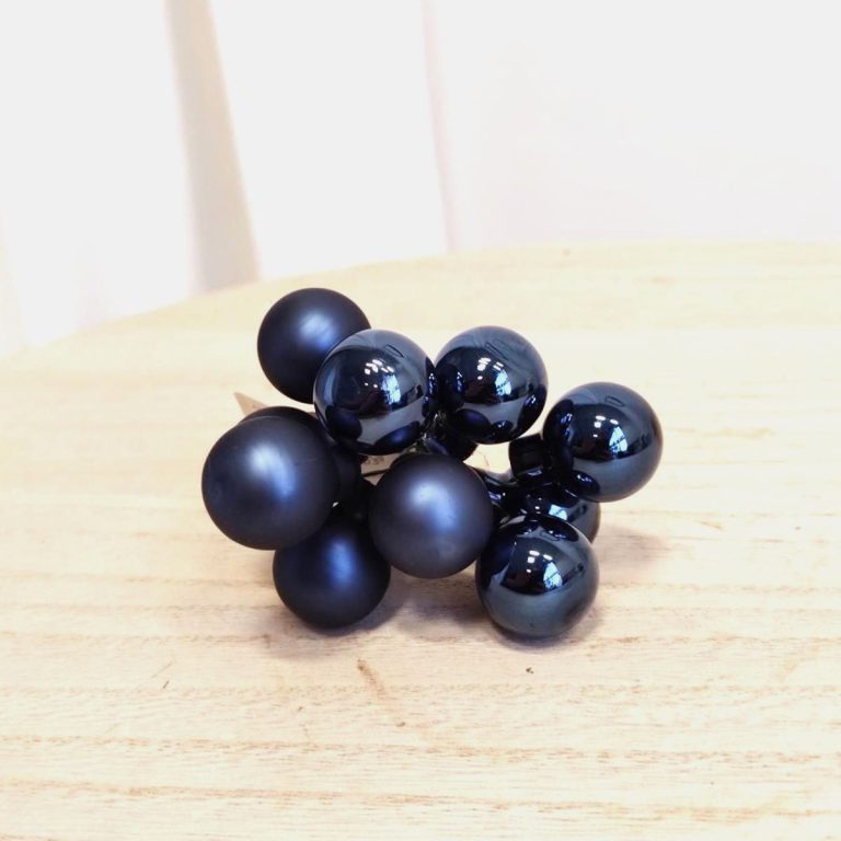Bombki granatowe 1pęczek