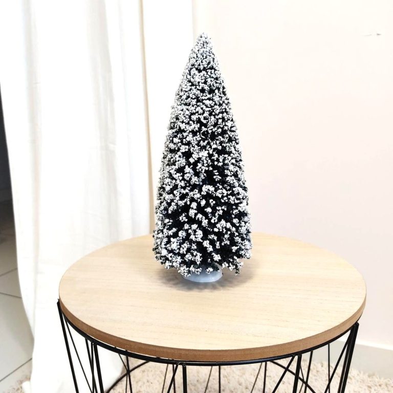 Choinka sztuczna na podstawce h30cm