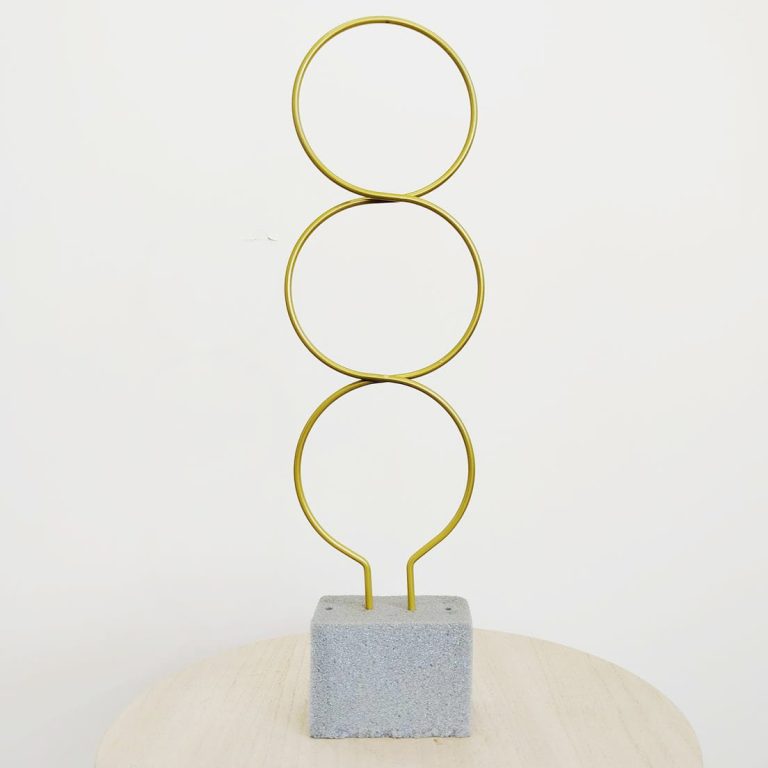 Podpora metalowa do roślin koła złote