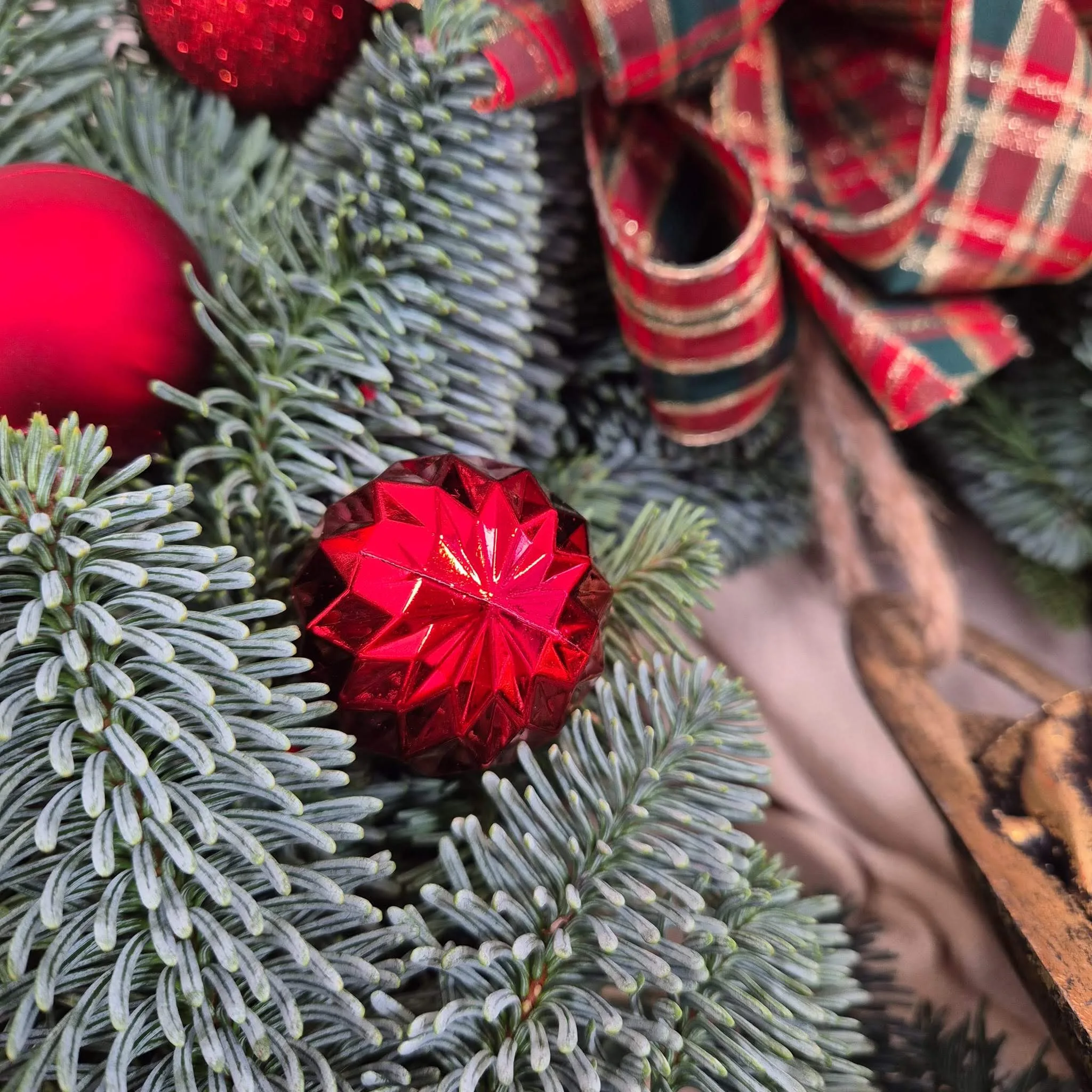 Wianek świąteczny bożonarodzeniowy żywy - 50cm - ręcznie robiony