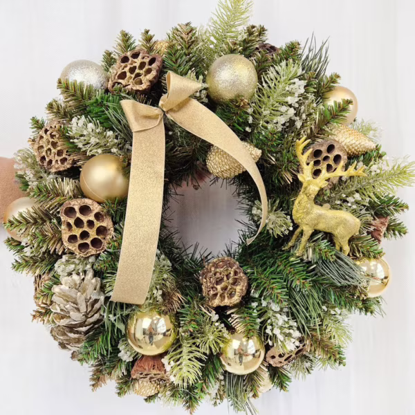 Wianek na drzwi świąteczny bożonarodzeniowy złoty z jeleniem 50cm