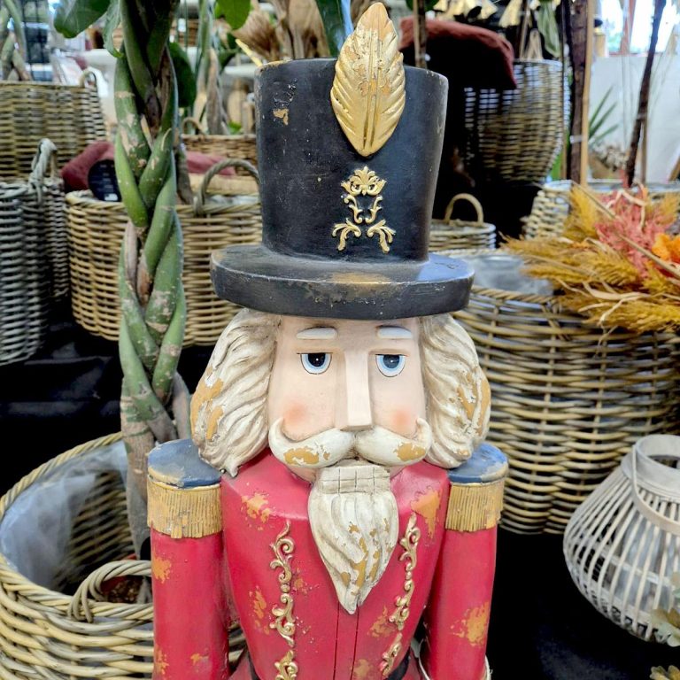 Dziadek do orzechów figurka świąteczna czerwona 115cm