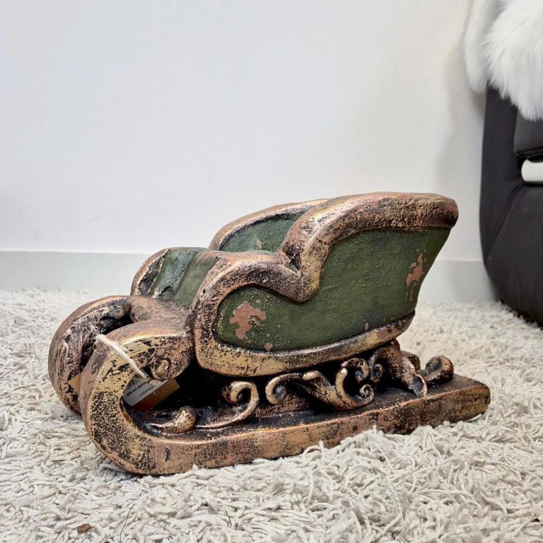 Figurka świąteczna sanki Mikołaja zielone