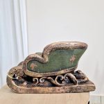 Figurka świąteczna sanki Mikołaja zielone