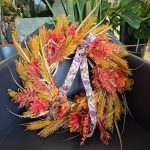 Wianek na drzwi jesienny ze sztucznych liści 50cm