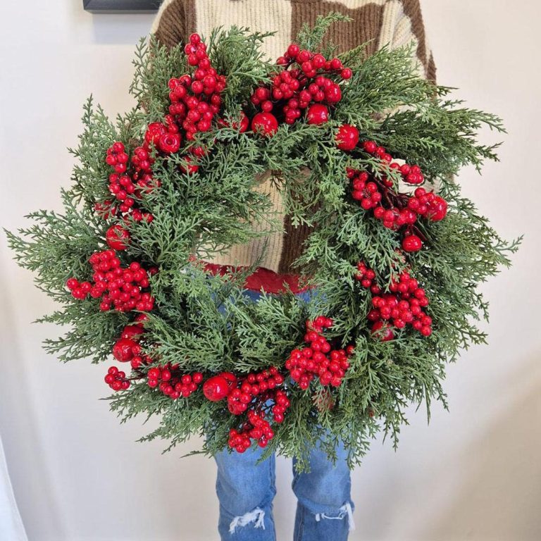 Wianek na drzwi świąteczny Boże Narodzenie sztuczne kwiaty  50cm