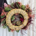 Wianek na drzwi z naturalnych kwiatów ręcznie robiony 60cm