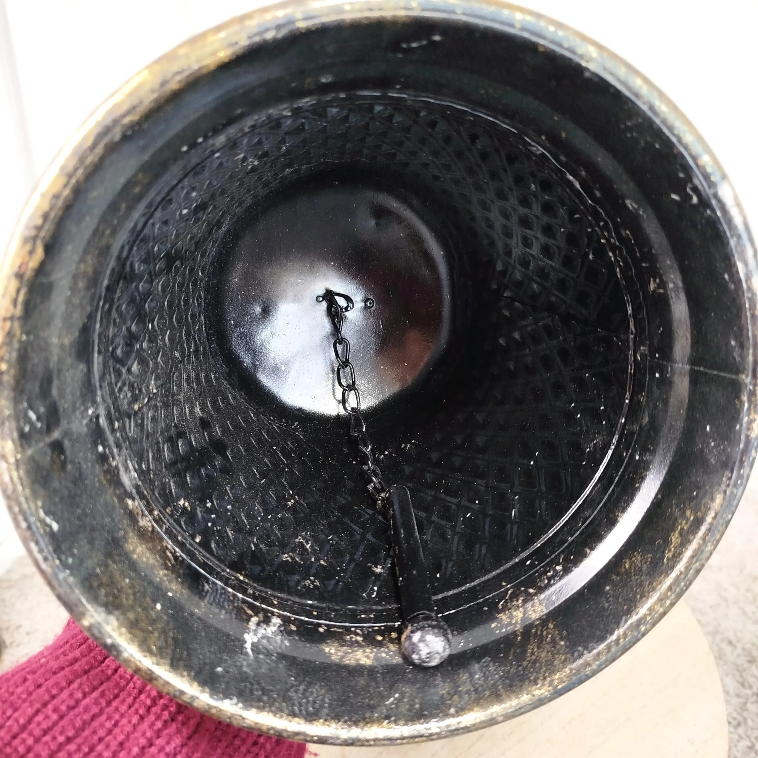 Metalowy złoty dzwon - ozdoba na drzwi 23cm