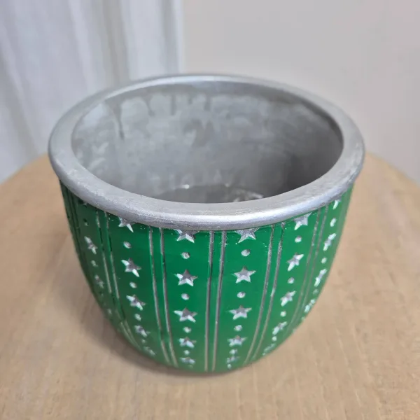 Osłonka na doniczkę ceramiczna zielona świąteczna w srebrne gwiazdki 12cm