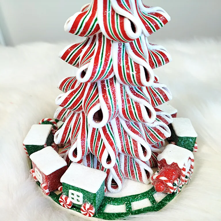 Kolorowa świecąca choinka, figurka 22cm