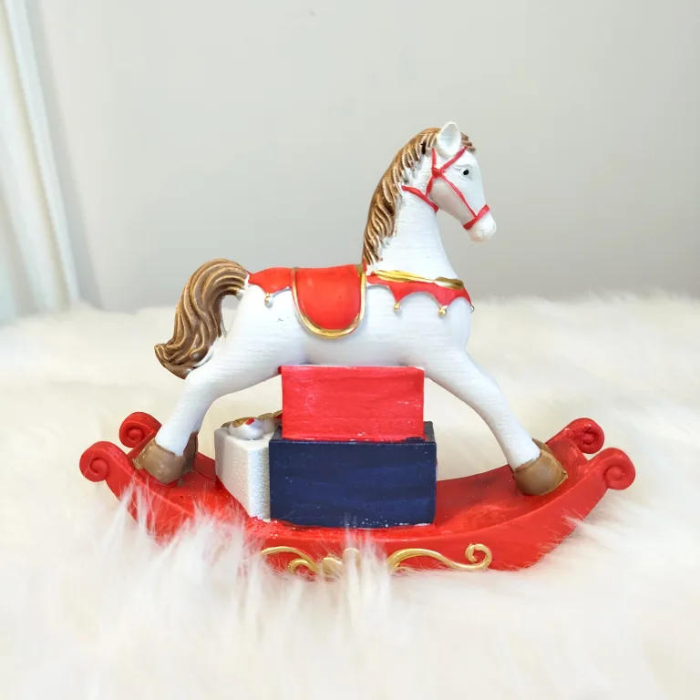 Figurka świąteczna konik na biegunach 15