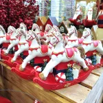 Figurka świąteczna konik na biegunach 15