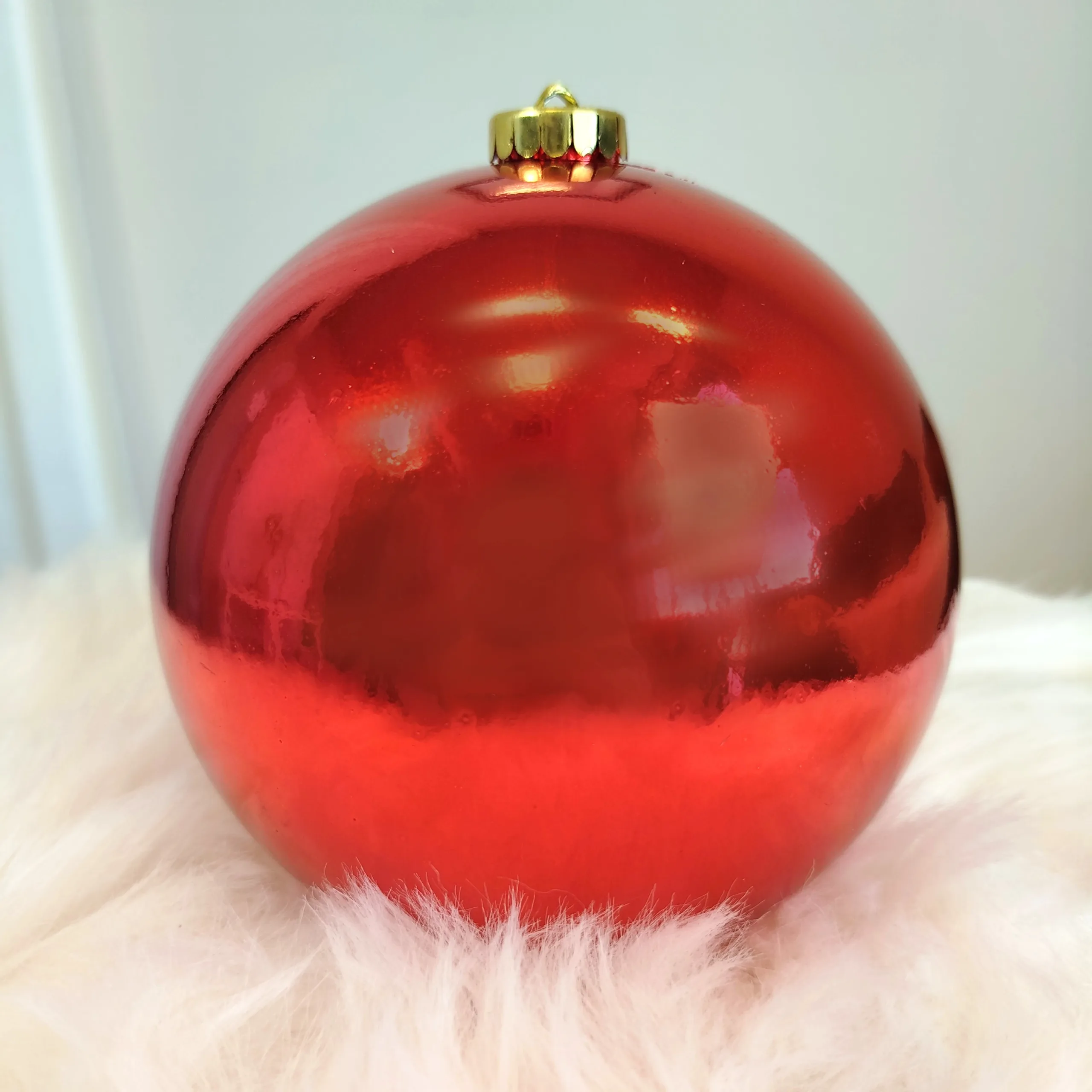 Bombka duża czerwona błyszcząca nietłukąca