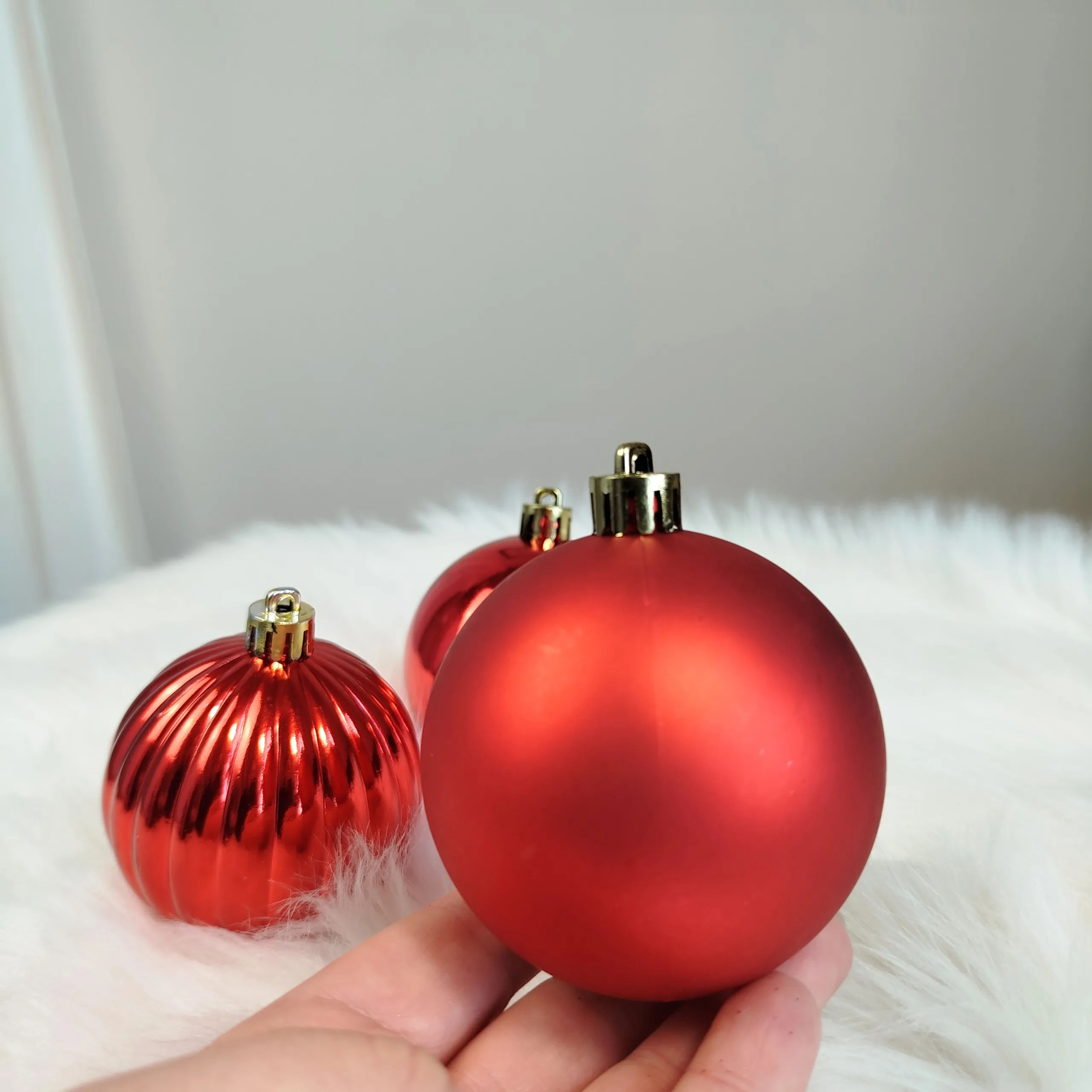 Bombki czerwone nietłukące 12szt