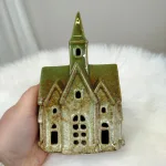 Dekoracyjny ceramiczny domek kościołek podświetlany LED 16cm